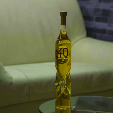 40. Évszámos Ajándék Díszüveges Bor - Csavart (0.75L)