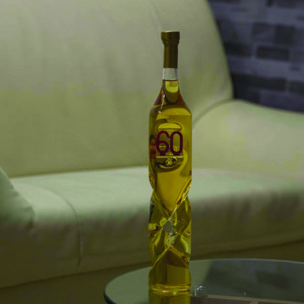60. Évszámos Ajándék Díszüveges Bor - Csavart (0.75L)