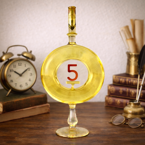 5. Évszámos Ajándék Díszüveges Bor - Körgyűrűs (0.5L)