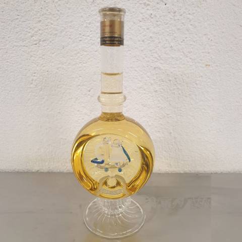 Gömb formájú talpas palack kívűl hajó (0,1 L)