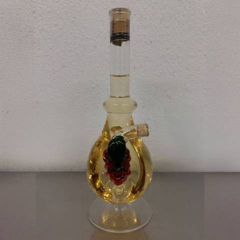 Csepp formájú talpas palack kívűl fürt (0,1 L)